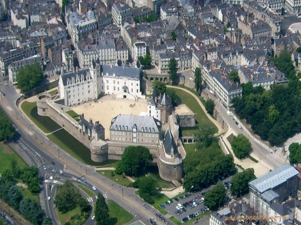 Château des ducs de Bretagne bnb chambres dhotes hotels